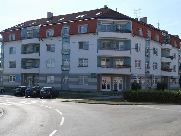 Polyfunkční dům, Břeclav